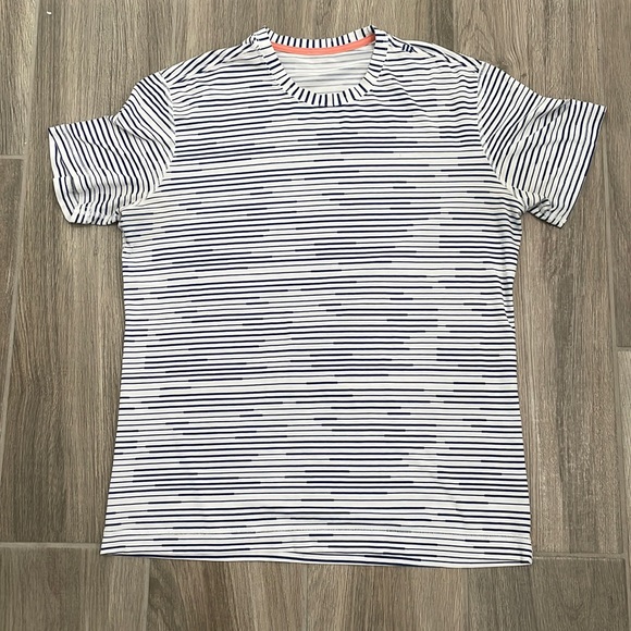 Lululemon Men’s Tee - Picture 1 of 5